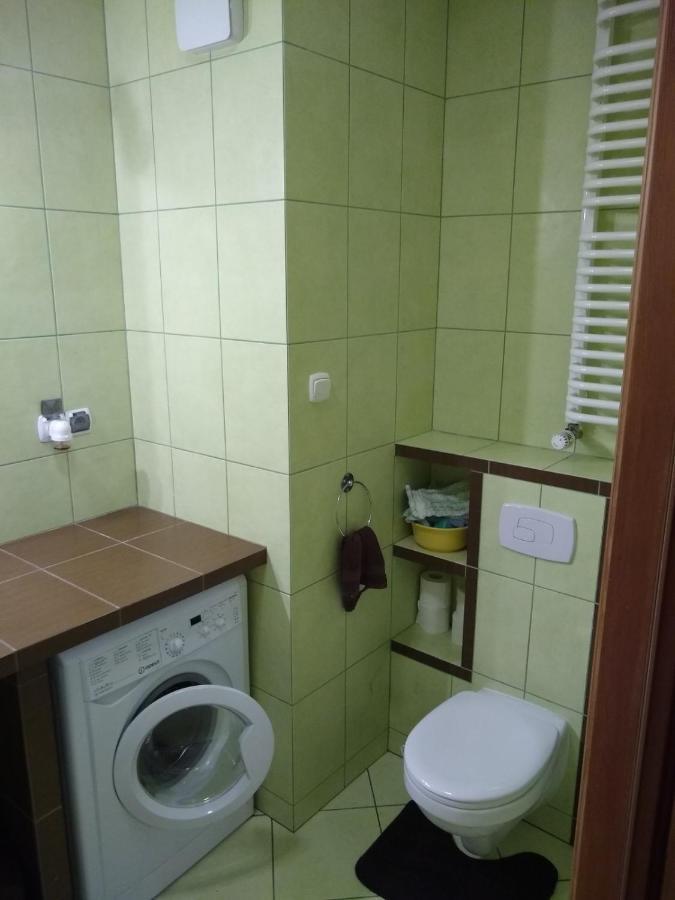 Green Apartment Z Bezplatnym Parkingiem Ольштын Экстерьер фото